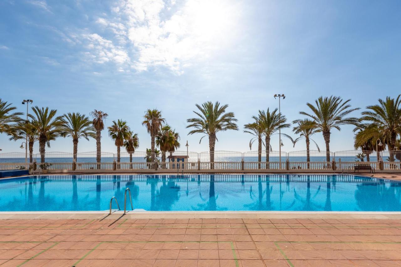 50 Mts Beach With Sea Views Pool Альгарробо-Коста Экстерьер фото